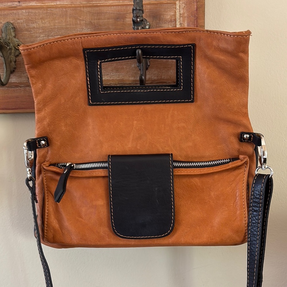 Stylish Tan and Black Women's Bag. Genuine Leather, Made in Italia.